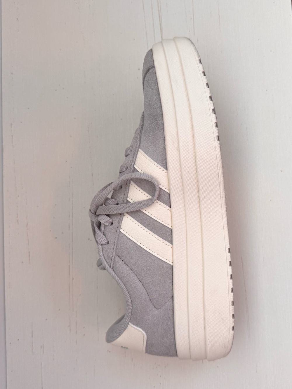 ✨Adidas Platform Sneakers – Women’s US 7 – Worn Once 🩶 - Picture 3 of 7